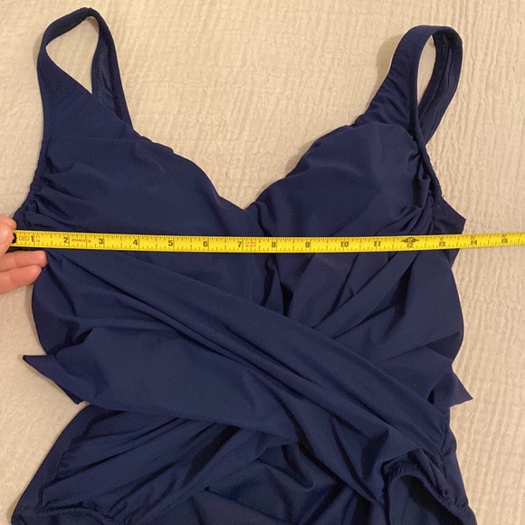 GOTTEX Elegant Navy Blue One-Piece Swimsuit. Size 6 - Picture 4 of 7